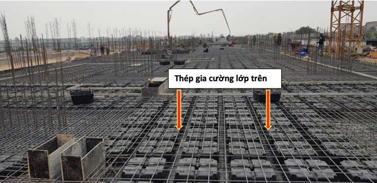 Lắp đặt thép mũ cột