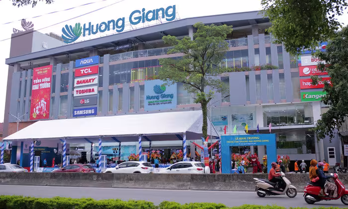 Siêu thị Hương Giang