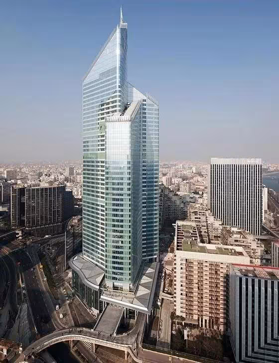 axa