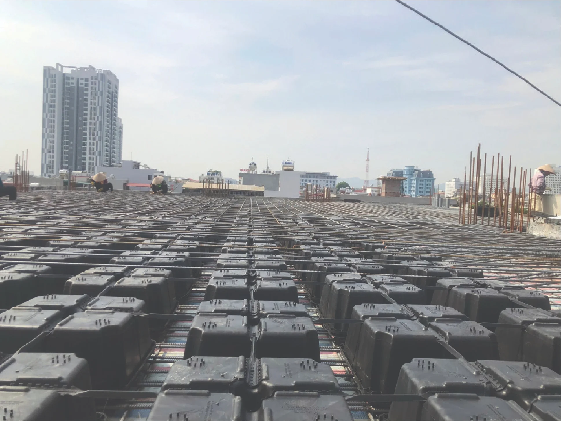 Hệ sàn phẳng Ubot trên công trường